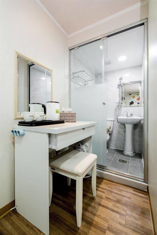 Hostel Chloe Seoul
